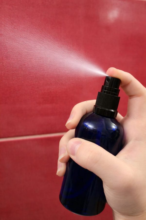 Незмивний спрей для коренів волосся